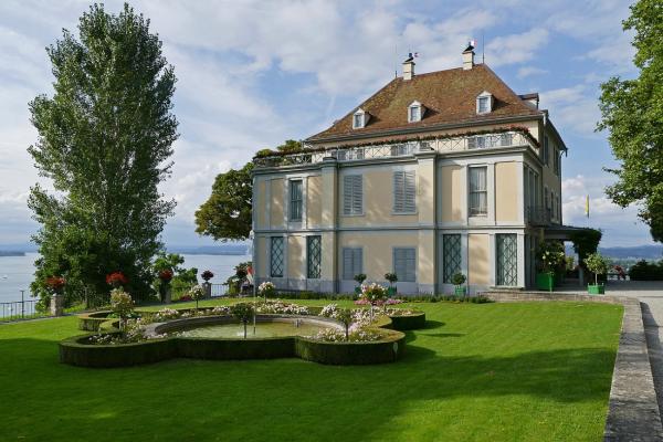 Schloss Arenenberg: Kaiserliche Gärten mit Bodensee-Panorama und Napoleonmuseum