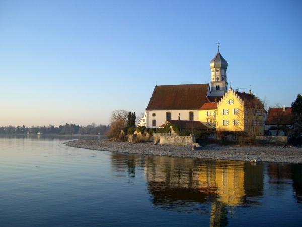 Wasserburg am Bodensee: Ein Besuch in dem Halbinsel-Ort mit besonderem Flair